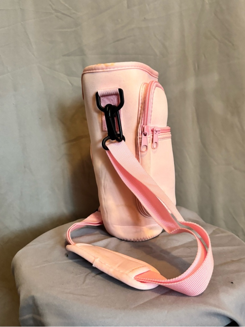 Pink Insulated Bottle Carrier Crossbody - Picture 4 of 4